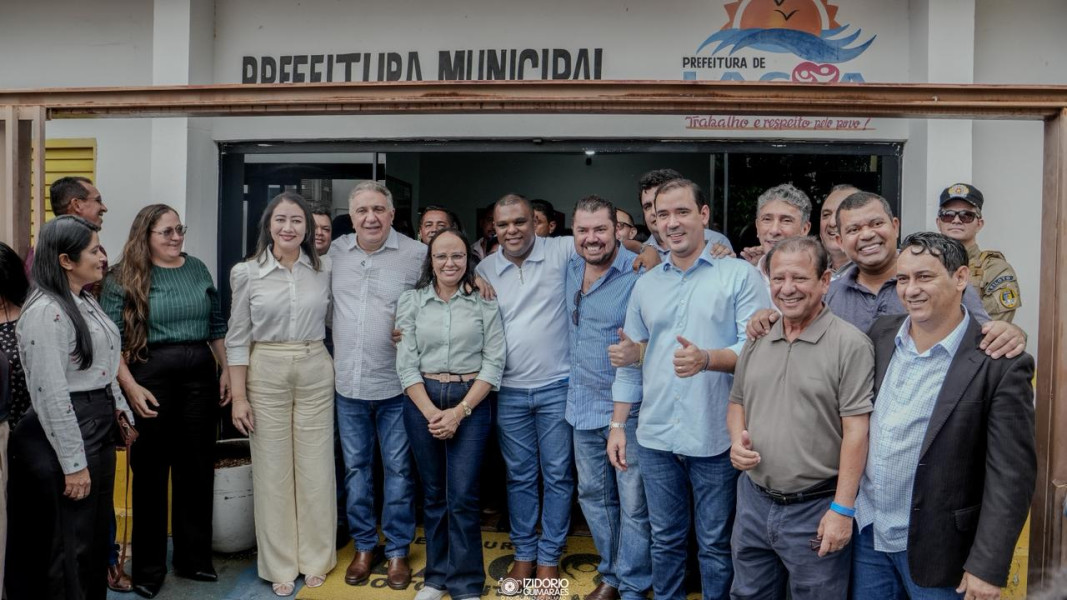 Prefeito Leandro Soares recebe governador Laurez e prefeitos do Jalapão em café da manhã na Prefeitura