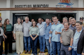 Prefeito Leandro Soares recebe governador Laurez e prefeitos do Jalapão em café da manhã na Prefeitura