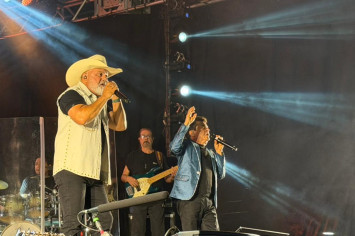 Mega show de Rio Negro e Solimões e demais atrações atrai milhares de pessoas
